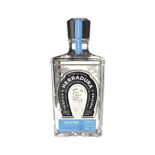 Текила `Herradura Blanco` 750мл