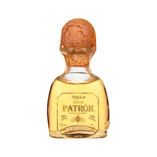 Текила `Patron Anejo` 50мл