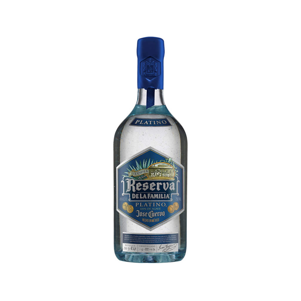 Текила `Jose Cuervo reserva De La Familia Platino` 750мл